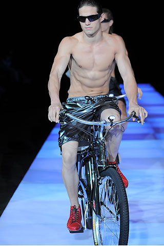 Emporio Armani / - 2010